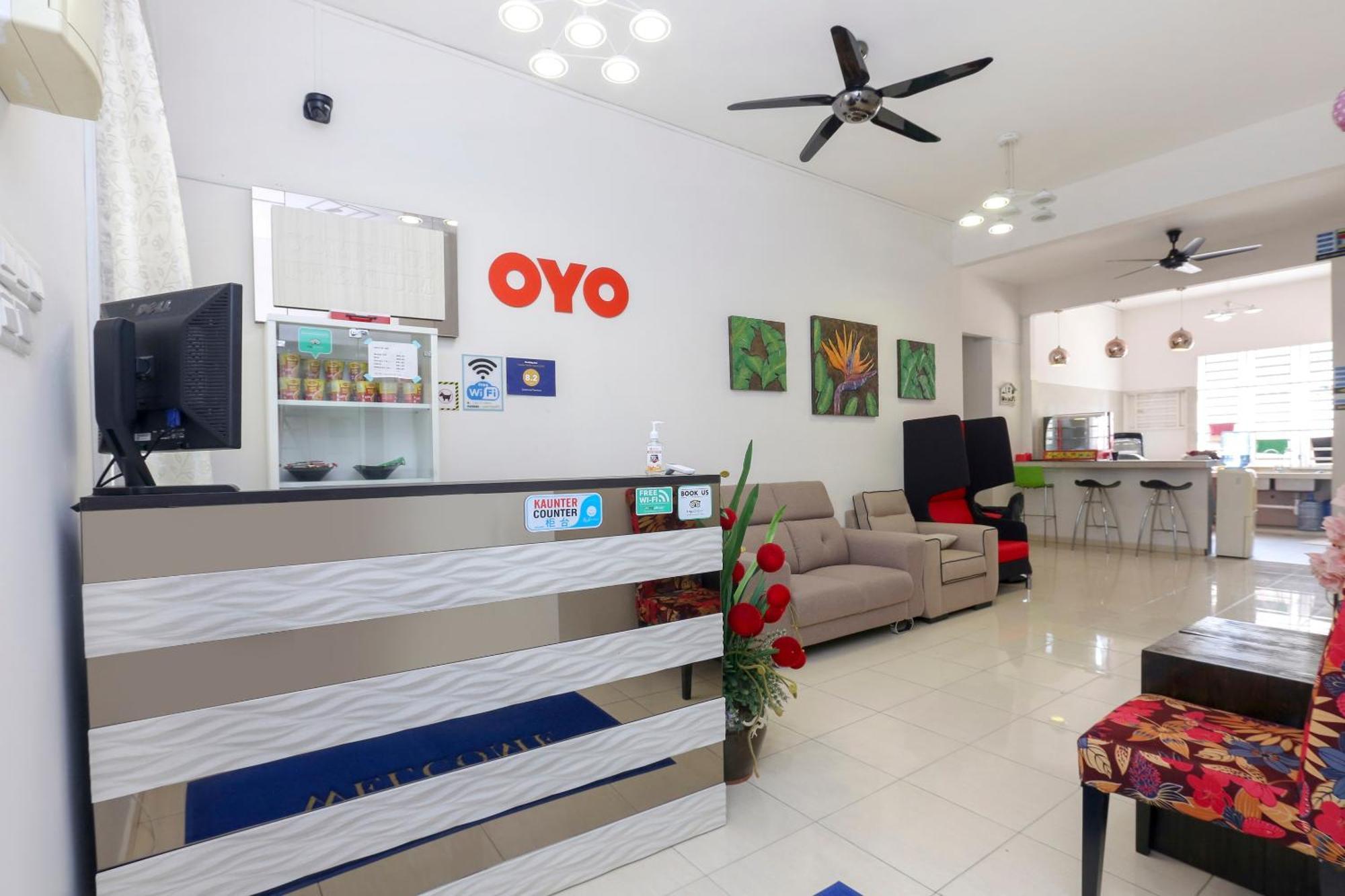 Oyo 90132 Premium 2*